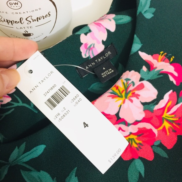 ✨NWT✨Ann Taylor Floral Lantern Sleeve Shift Dress - Picture 4 of 5